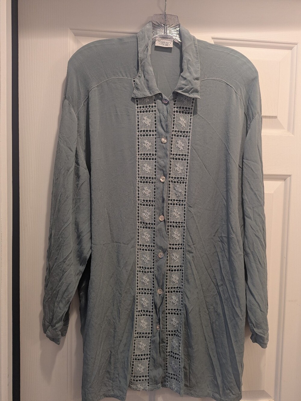 Johnny Was Vintage Blouse Green Embroidered Accent Button Down Top Sz M *Note